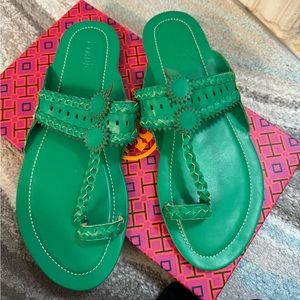 New Pakistani kolapuri in green size issue USA 9